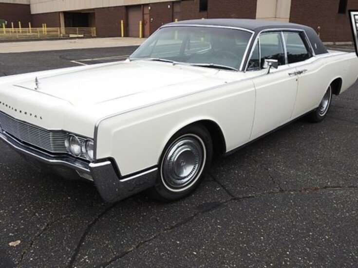 Thumbnail Photo undefined for 1967 Lincoln Continental